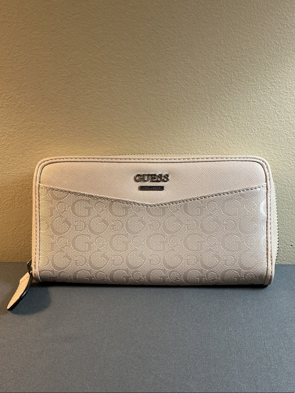 GUESS Beige Monogram Zip Around Continental Wallet